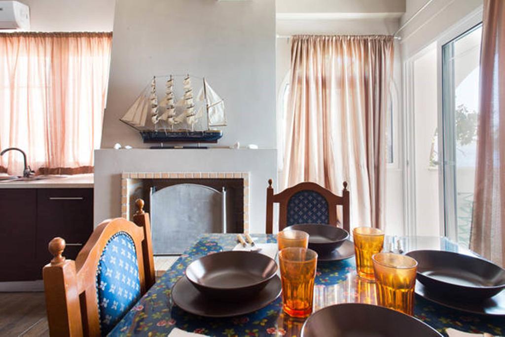 Wavedance Accommodation Salamis Exterior photo